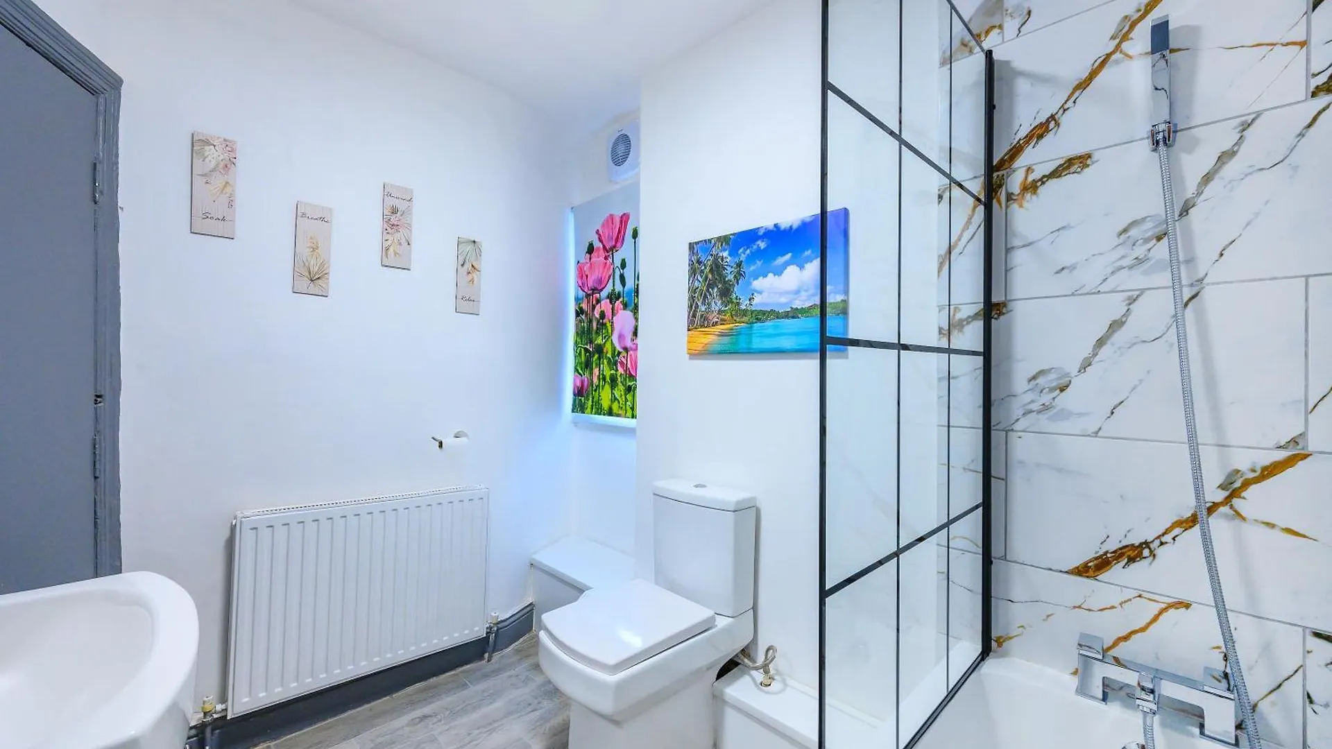 *Ra7H* For Your Relaxed & Cosy Stay + Free Parking Leeds
